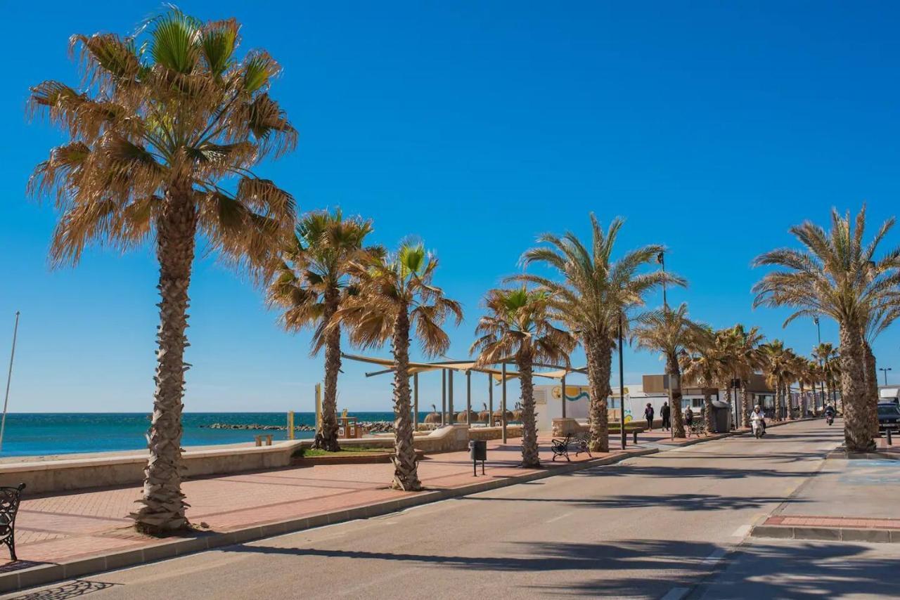 Fuengirola, Primera Linea De Playa Экстерьер фото