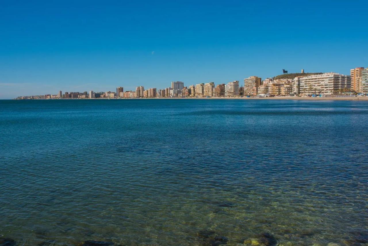 Fuengirola, Primera Linea De Playa Экстерьер фото